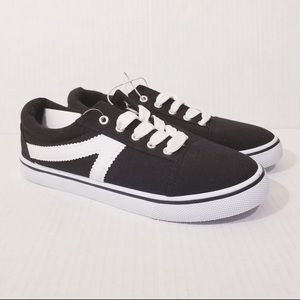 US Sports Black White Casual Laceup Sneaker Shoes